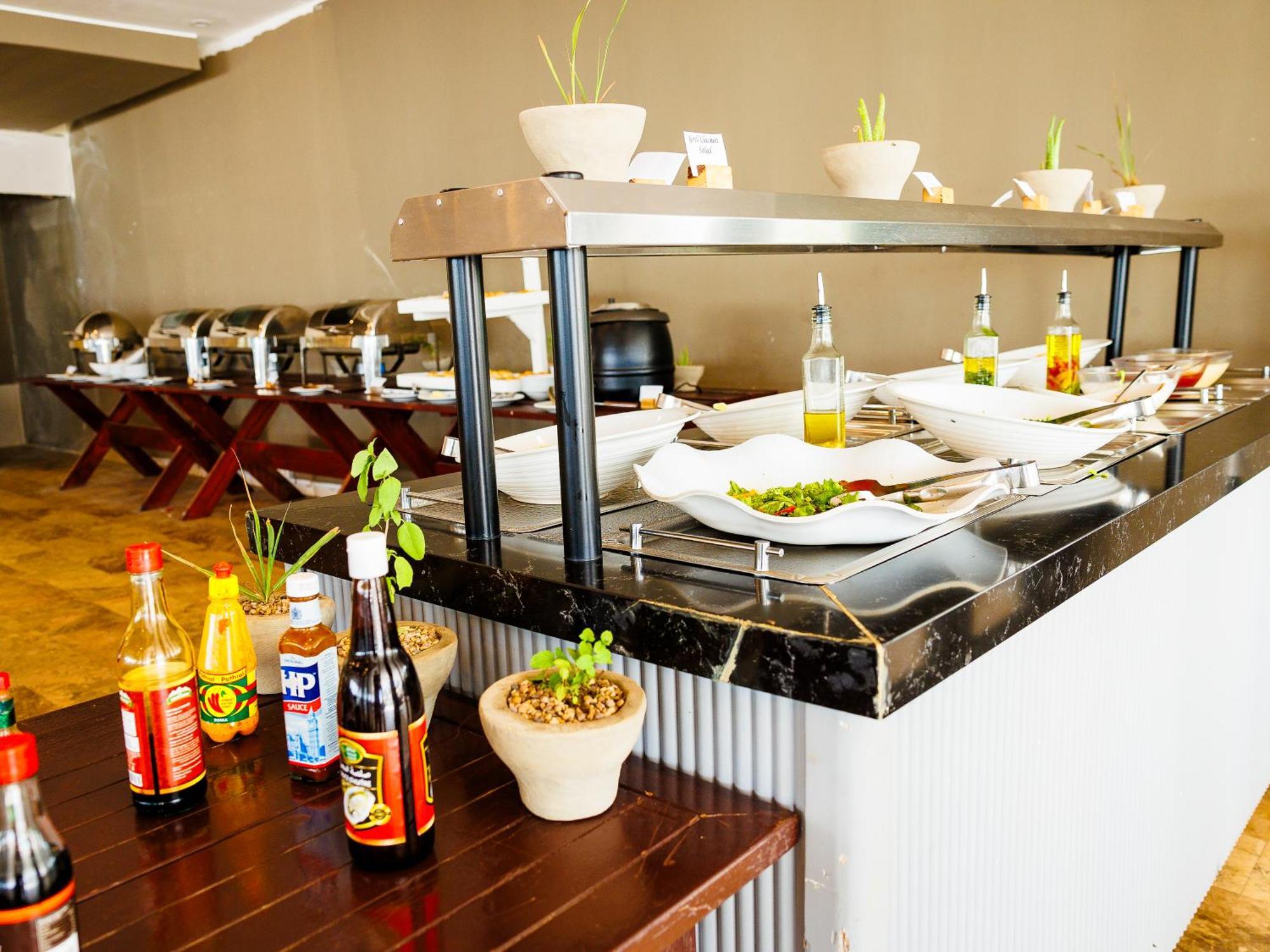 Kombo Beach Resort Serrekunda Zewnętrze zdjęcie