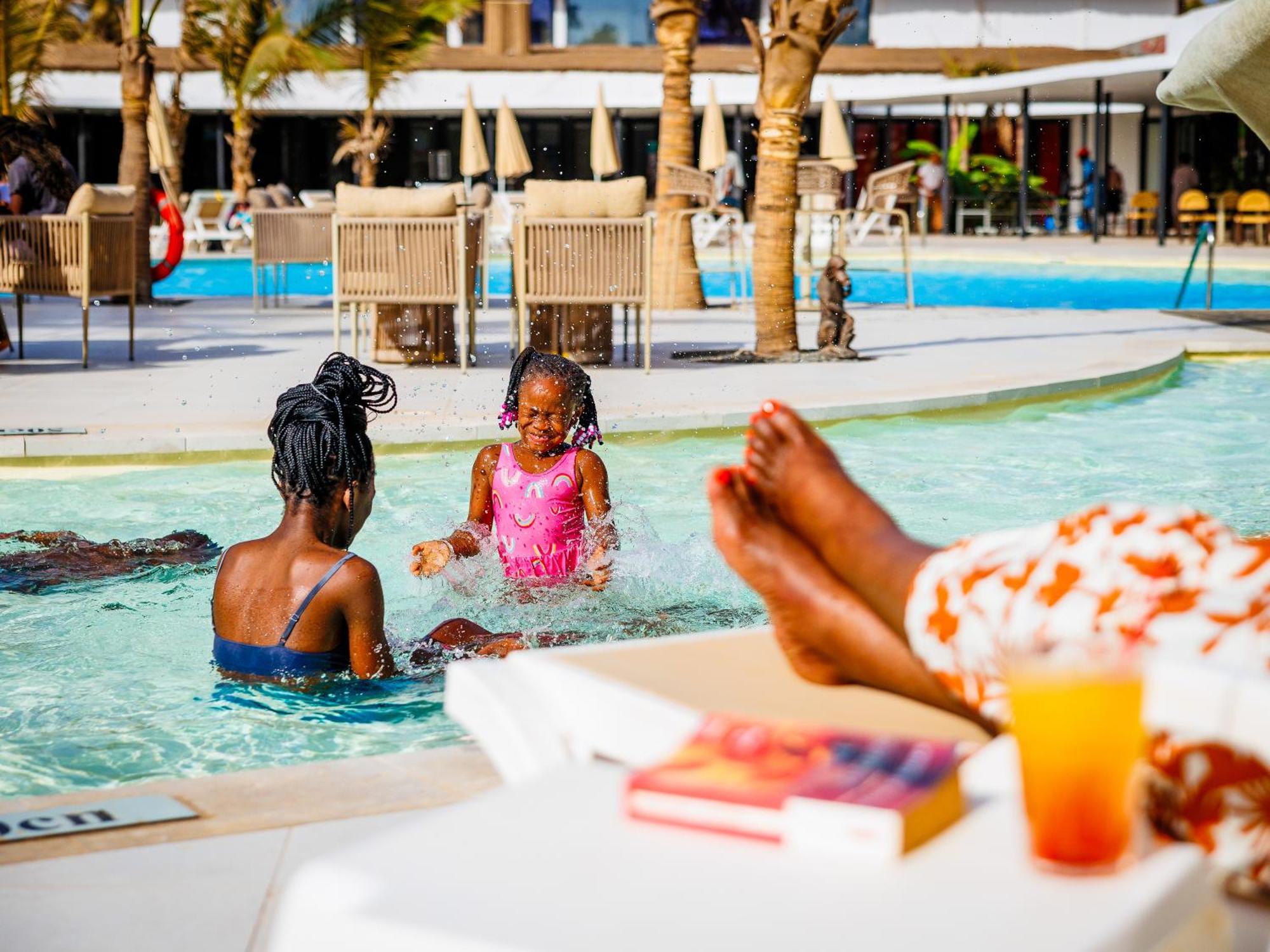 Kombo Beach Resort Serrekunda Zewnętrze zdjęcie