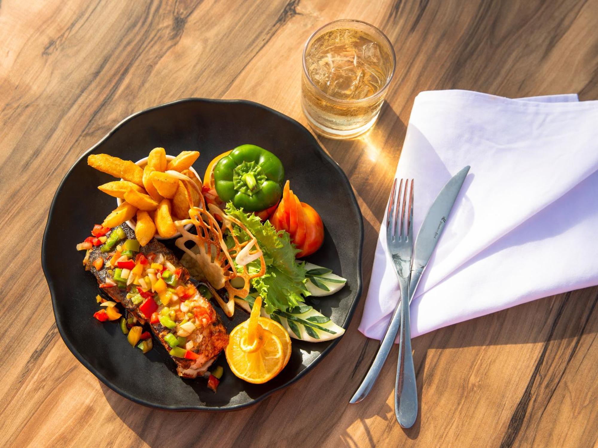 Kombo Beach Resort Serrekunda Zewnętrze zdjęcie